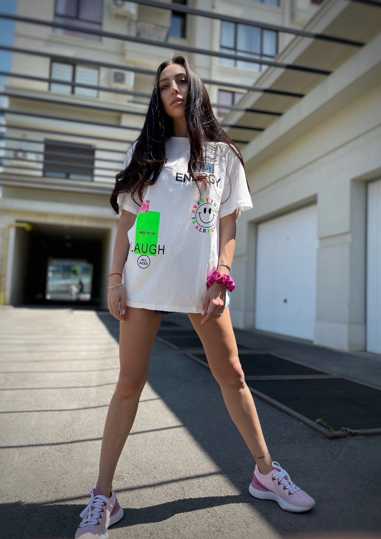 Oversized тениска "Positive Energy Club".