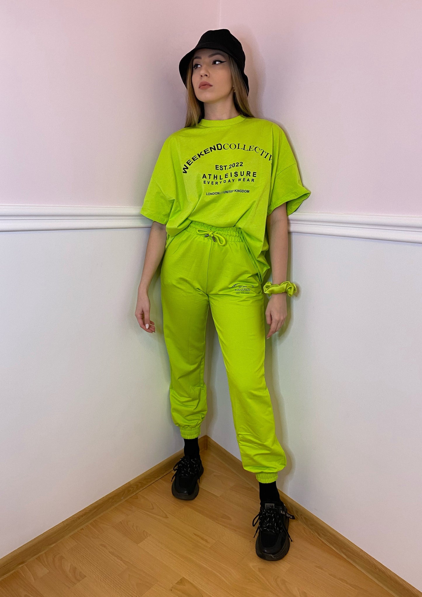 "Collective" Neon Sport Set