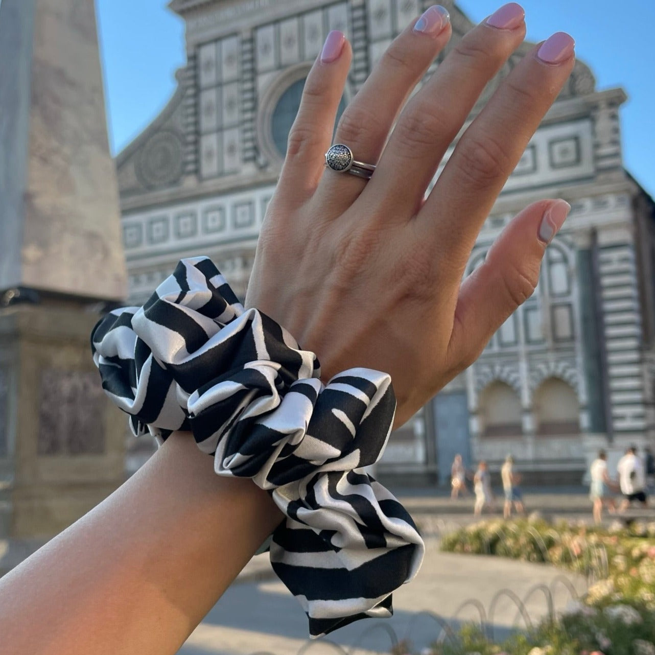 Black & White Scrunchie