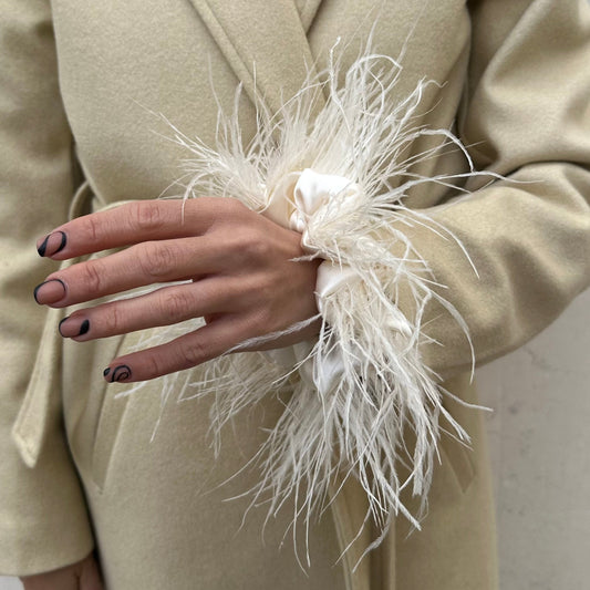 Ivory White Feathers Scrunchie