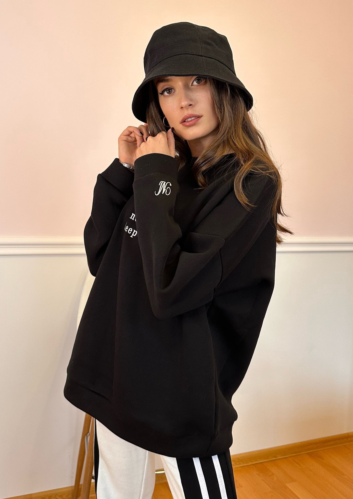 Oversized "No Stress" Sweatshirt in Black