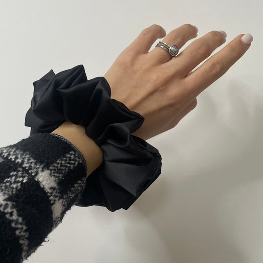 Black Matte Scrunchie